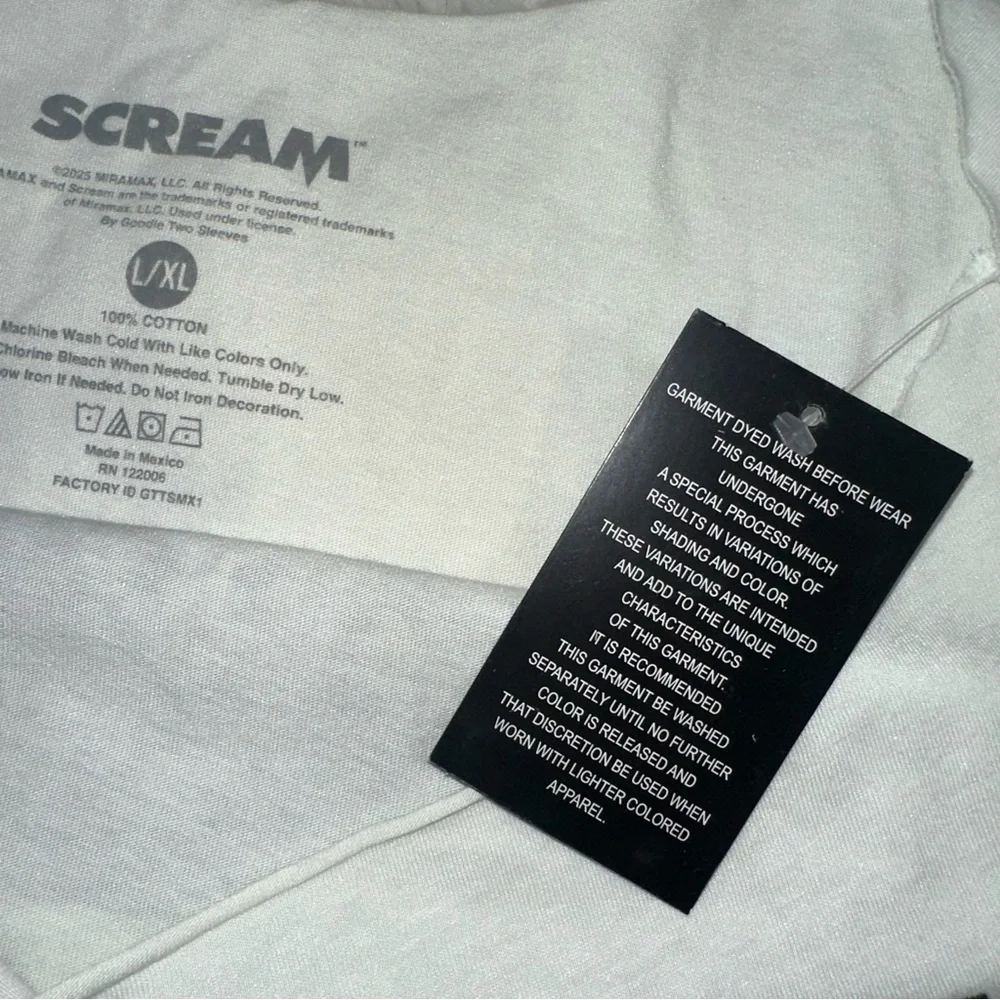 UO • Scream Graphic Off The Shoulder Tee Shirt Dress - Picture 11 of 12